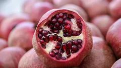 Romã todos os dias: benefícios ou riscos ocultos? Vamos analisar com franqueza